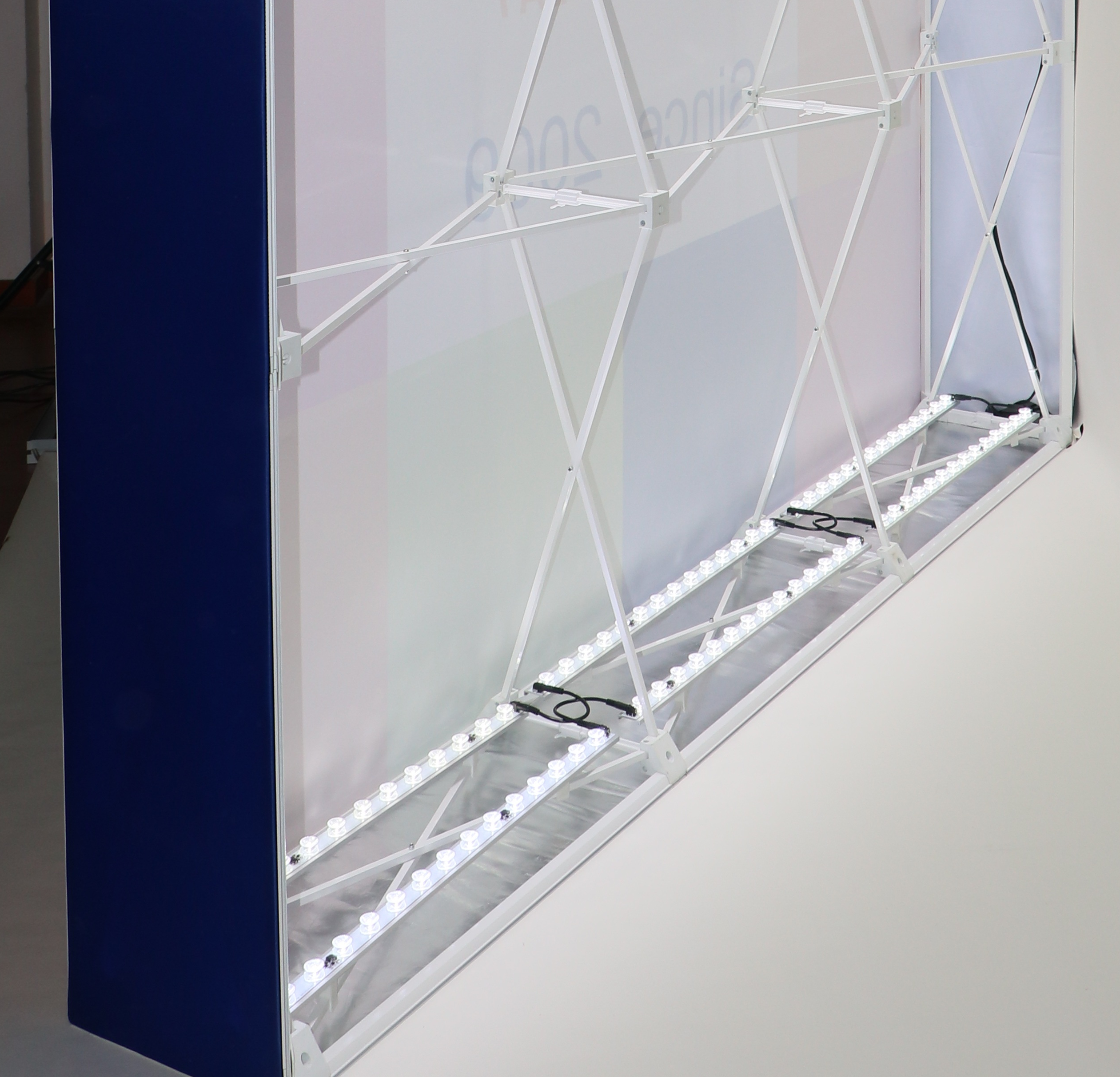 PANEL PUBLICITARIO PREMIUM RECTO 4 CUERPOS (CAJA DE LUZ) (HASTA AGOTAR STOCK)